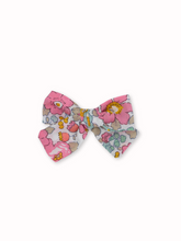 Load image into Gallery viewer, Betsy Liberty of London Mini Pinwheel Bow