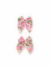Load image into Gallery viewer, liberty of london. Elfie mini fable bows
