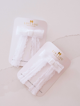 Load image into Gallery viewer, Belle Epoque White Lace and Velvet Bow