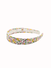 Load image into Gallery viewer, Floral patterned headband on a white background