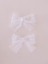 Load image into Gallery viewer, Belle Epoque White Lace Pinwheel Bows ( 2 piece set )