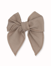 Load image into Gallery viewer, Livy Lou Collection, Nora Fable Bow in 100% organic cotton in light taupe, perfect for daily wear and party wear.
