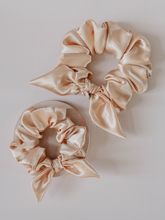 Load image into Gallery viewer, Livy Lou Collection Charlotte Mommy and Me Scrunchie Set
