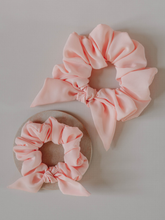 Load image into Gallery viewer, Claudia Mommy & Me Scrunchie Set