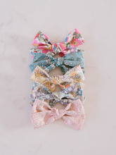 Load image into Gallery viewer, Liberty of London Capel  Betsy Pinwheel Bows