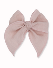 Load image into Gallery viewer, Bella Blush Fable Bow