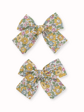 Load image into Gallery viewer, Liberty of London Pinwheel Bows, Betsy Anne Yellow