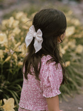 Load image into Gallery viewer, Layla Fable Bow