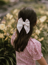 Load image into Gallery viewer, Layla Fable Bow