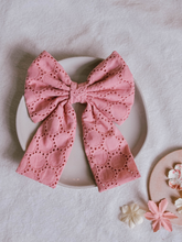 Load image into Gallery viewer, Hyacinth bow Livy Lou Collection