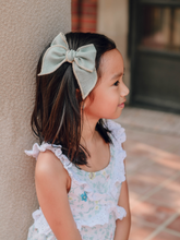 Load image into Gallery viewer, Sage Fable Bow