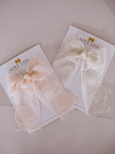 Load image into Gallery viewer, Glinda Lace Classic Bow
