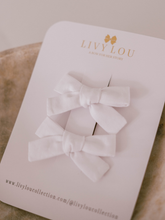 Load image into Gallery viewer, Blanche Mini Schoolgirl Bow
