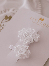 Load image into Gallery viewer, Belle Epoque White Lace Floral Clips ( 2 piece set )
