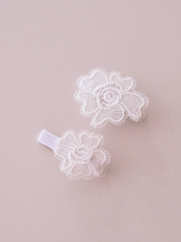 Load image into Gallery viewer, Belle Epoque White Lace Floral Clips ( 2 piece set )
