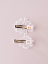 Load image into Gallery viewer, Belle Epoque White Lace Floral Clips ( 2 piece set )
