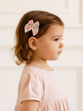 Load image into Gallery viewer, Elfie Mini Pinwheel Bows
