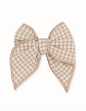 Load image into Gallery viewer, Aria Plaid Fable Bow
